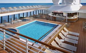 Pool & Whirlpool